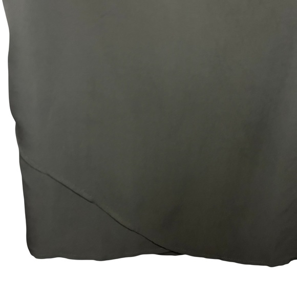 Chico’s Black Classic Shell Tank Top Zip Back Size 1 Medium - Picture 8 of 11